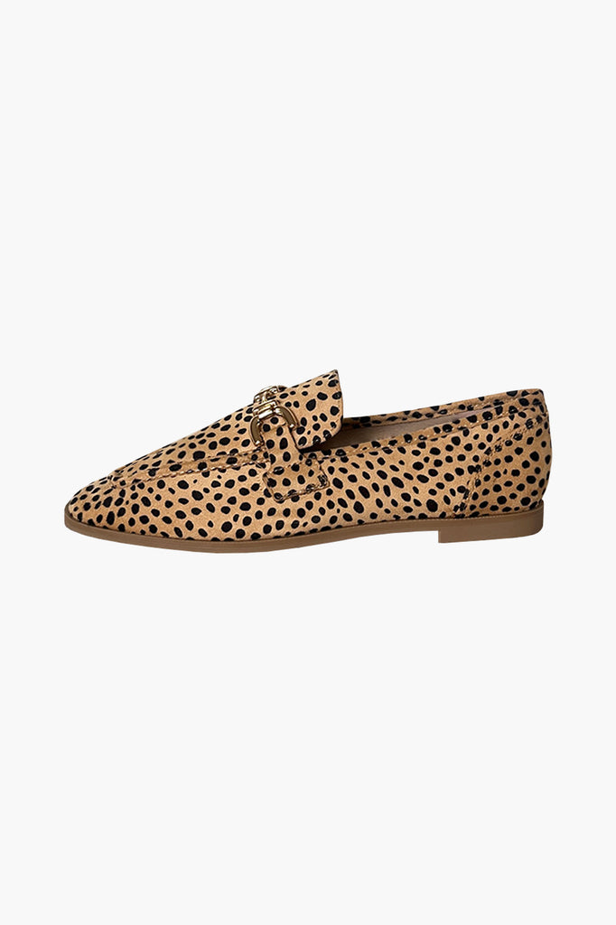 Leopard loafers instappers